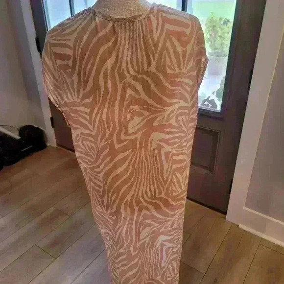 Michael Stars Louie Gauze Dress - Picture 3 of 7